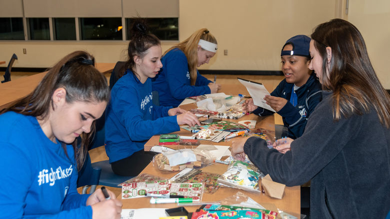 York Team Makes Cards