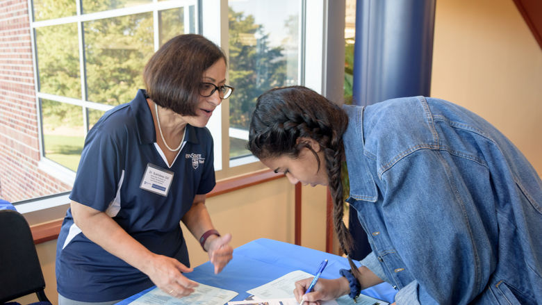 Sukhdeep Gill and prospective students