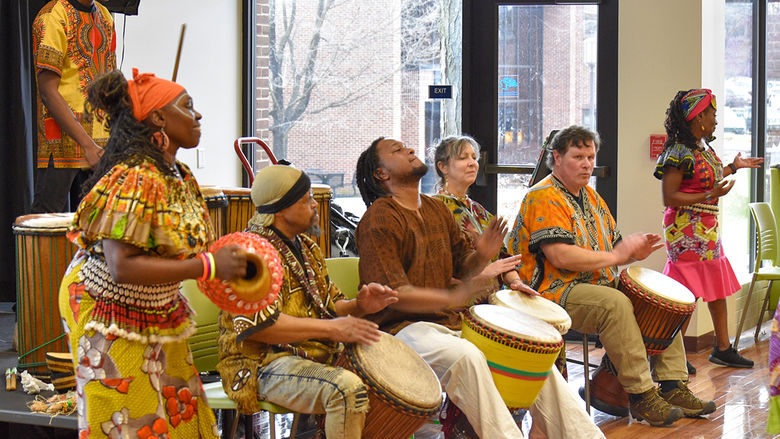 Dwennimmen Dance Group