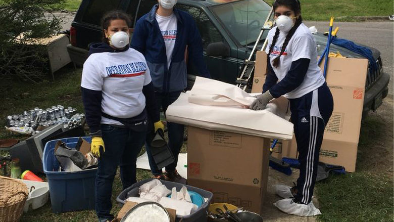 Penn State York students doing disaster relief work during spring break 2018.