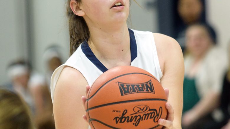 Karra Thomason lines up a free throw.