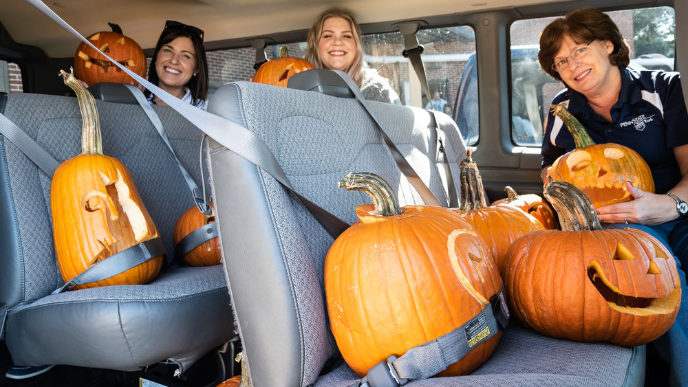 Pumpkin-carving 2019 York